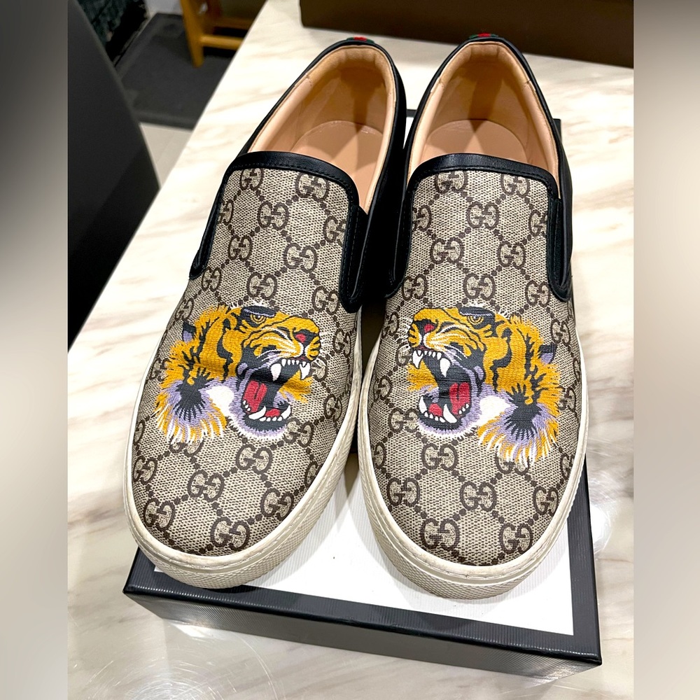 Gucci slip ins